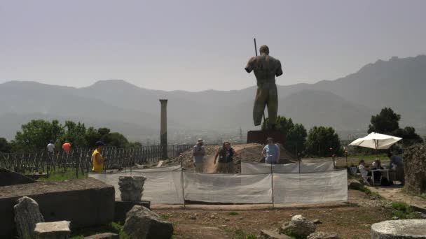 Αρχαιολόγοι Και Ανασκαφές Τους Στα Ερείπια Του Pompeii Κοντά Στο — Αρχείο Βίντεο