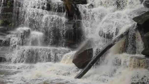 Zavřít Pomalý Klip Nižších Somersby Vodopádů Vysokým Jarním Průtokem Původně — Stock video