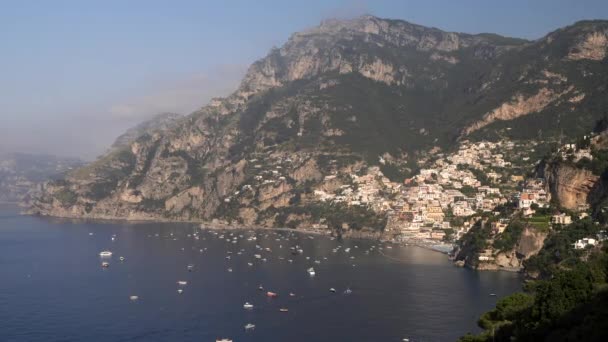 Morgenzoom Auf Das Kleine Dorf Positano Der Amalfiküste Süditalien — Stockvideo