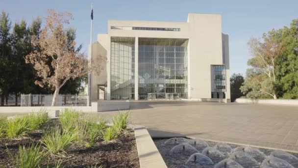 Het Hooggerechtshof Van Australië Zijn Voorhoffontein Canberra Heterdaad Australië — Stockvideo