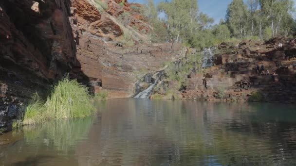 Ein Schuss Glück Fällt Morgen Karijini Nationalpark Der Pilbara Region — Stockvideo