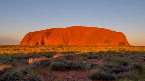 Een Korte Zonsondergang Van Uluru Uluru Kata Tjuta Nationaal Park — Stockvideo