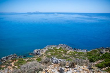 Girit 'teki plaj güzel renklerle