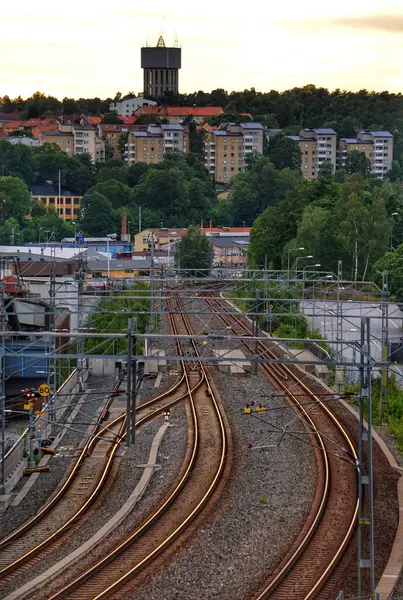 Живописный Вид Город Железнодорожными Путями — стоковое фото