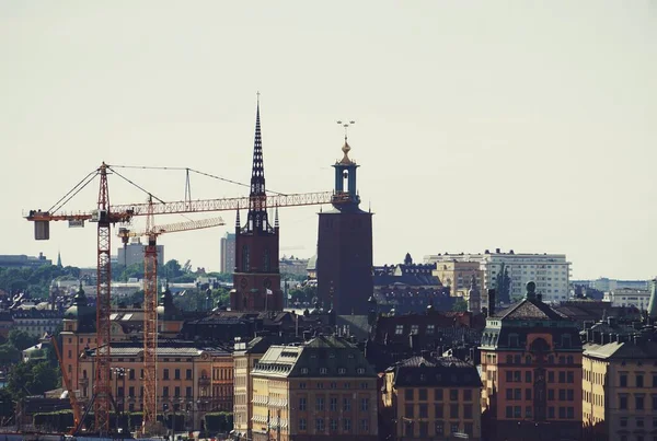 Utsikt Över Stad Med Stora Byggnader Bakgrunden — Stockfoto