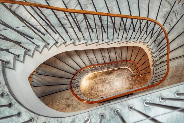 Vue Angle Haut Escalier Colimaçon — Photo