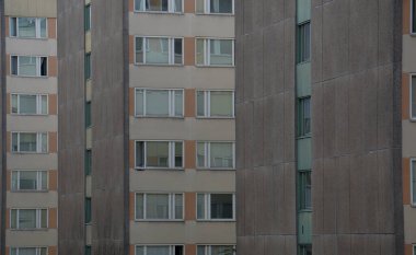 Gün boyunca binaların tam kare görüntüsü 