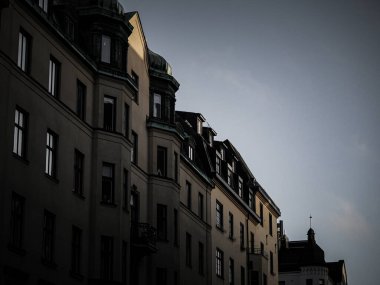 apartman ın düşük açılı görünümü