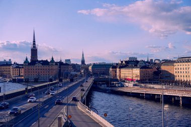 Rıhtımdaki Şehrin Yüksek Açı Görünümü