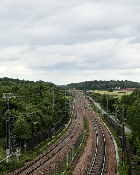 Vista Alto Ângulo Trilhos Ferroviários Contra Céu — Fotografia de Stock