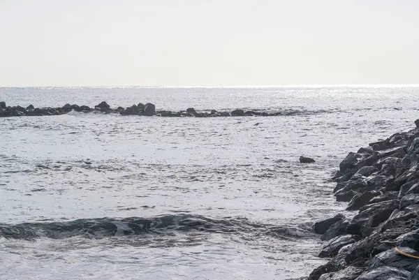 Живописный Вид Моря Фоне Чистого Неба — стоковое фото