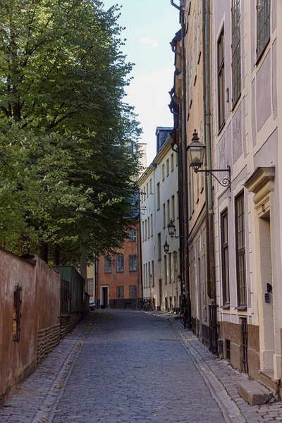 Empty Alley Amidst Buildings City — Stock Photo, Image