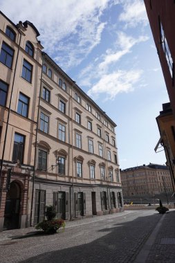 Yaz boyunca şehir manzarası