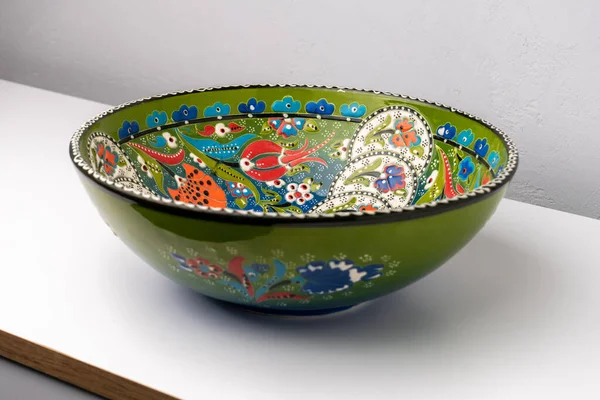 Turkish Ceramic Serving Bowl — Stock Photo, Image