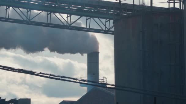 Factory Expelling Pollution Smoke Chimney Environmental Problem Cities Slow Motion — Stock Video
