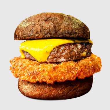 Beyaz arka planda izole edilmiş kızarmış peynirli hamburger. fast food.
