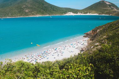 Brezilya 'daki Arraial do Cabo plajından güzel manzara