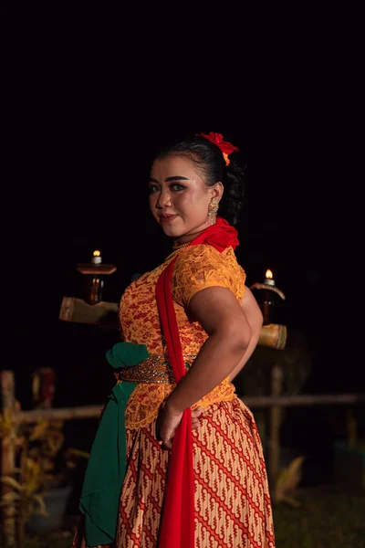 Asian Traditional Dancer Orange Dress Red Scarf Makeup Performing Dance — Stock Photo, Image