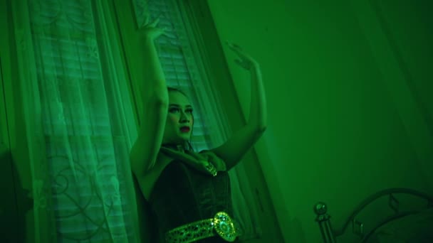Asian Female Dancer Dancing Very Sexy Dress Front Mirror Green — Stock videók