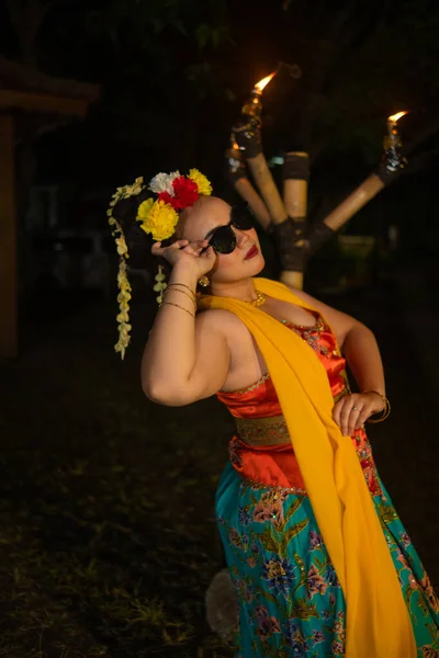 Portrait Teenage Girl Sunglasses Pretty Flower Posing Very Beautifully Night — Stock Photo, Image