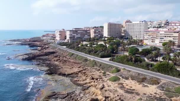 Cabo Cervera Uçurumlarının Binaların Parkın Hava Manzarası Torrevieja Costa Blanca — Stok video