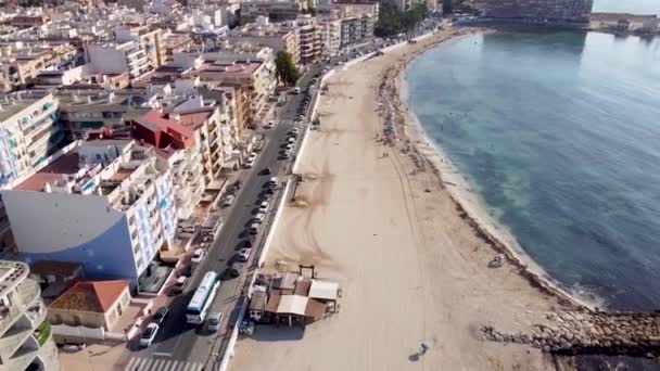 Playa Los Locos Plajında Uçan Videosu Yolda Giden Otobüsü Takip — Stok video