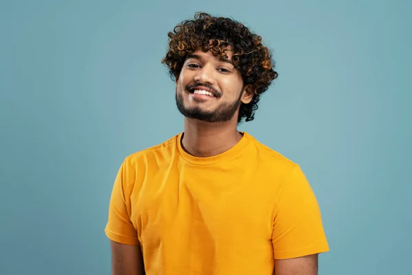 Successful Confident Easy Going Curly Haired Bearded Young Hindu Man — Stock Photo, Image
