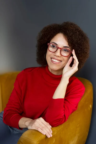 Close Portret Van Een Succesvolle Afro Amerikaanse Vrouw Executive Manager — Stockfoto