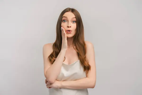 Excited Woman Dress Feeling Shocked Surprised Holding Hand Face Looking — Stock Photo, Image