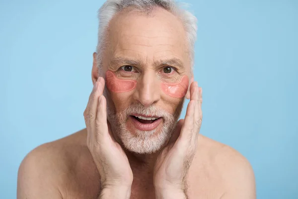 Close Caucasian Gray Haired Bearded Senior Man Years Old Puffiness — Stock Photo, Image