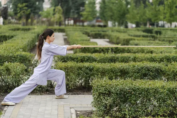 Wushu Practice Outdoors Young Lady Fighter Stick Hands Wearing Kimono — Stock Photo, Image