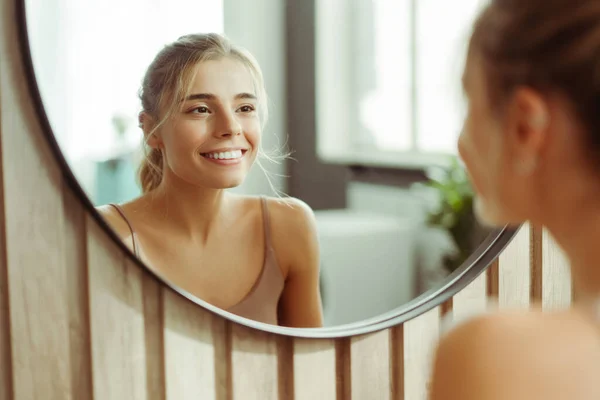 Smiling Beautiful Confident Woman Make Wearing Tank Top Looking Mirror — Stock Photo, Image