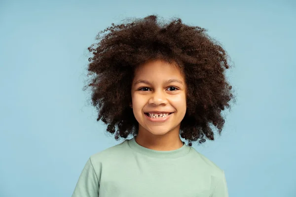 Portrait Smiling Cute Little African American Curly Haired Girl Wearing — Stock Photo, Image