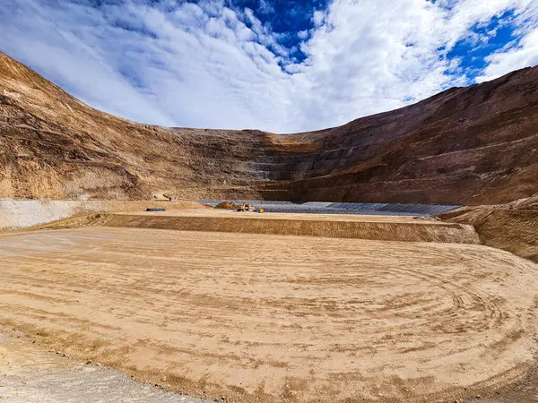 Sanayi ve madencilikte jeosentetiğin kurulum süreci