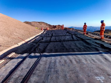 Sanayi ve madencilikte jeosentetiğin kurulum süreci