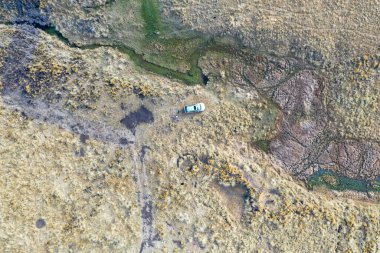 ANDEAN 'İN yüksek dağlarındaki DRON VURUŞLARI