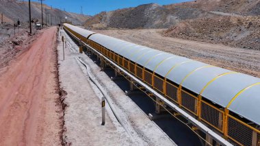 Açık maden ocaklarında mineral taşıma bantları