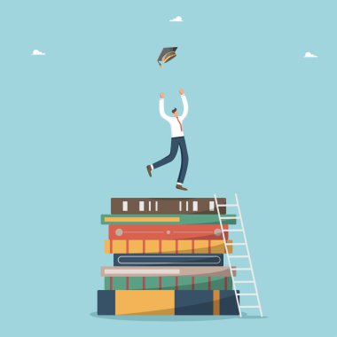 Bilgi için kitap okuyan, zeka ve düşünme becerileri geliştiren, hedeflere ulaşmak için bilgeliği kullanan, gelecekteki iş için bilgi veya eğitim alan bir adam, kitaplara akademik bir şapka atar..