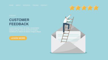 Poster, web sitesi ya da web sayfası için vektör illüstrasyonu, merdivende adam olan pankart derecelendirmeye işaret ediyor. Kullanıcı deneyimi, ürün veya memnuniyet değerlendirmesi için olumlu müşteri geribildirimi, değerlendirmeler.