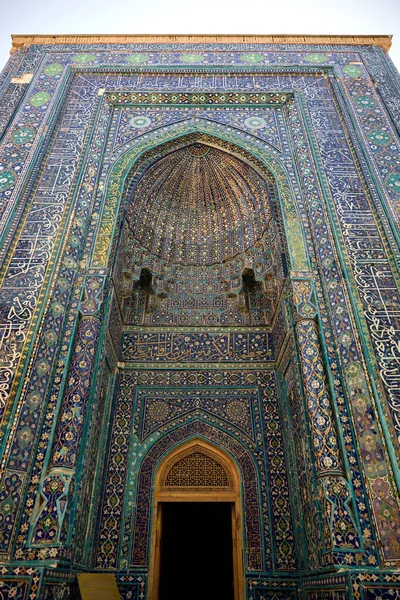 乌兹别克斯坦撒马尔罕的Shahi Zinda陵墓建筑群 — 图库照片