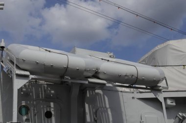 Gemide iki filika var.