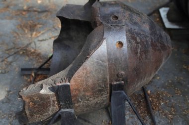 Merminin metal paslı kısmı.