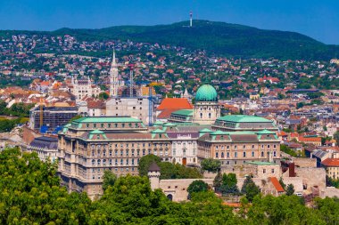 Budapeşte, Macaristan 'daki Budapeşte Kraliyet Sarayı' nın hava panoramik manzarası.