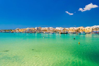 Marsaxlokk şehri, Malta 'da küçük bir sahil kasabası..