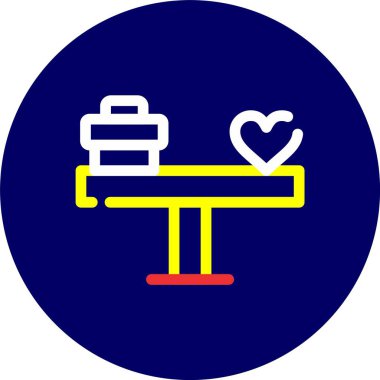 Kalp çizgisi ikonu olan güzel bir pasta