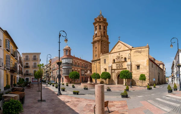 Panoramiczny Widok Plac San Sebastian Starym Kościołem San Sebastian Położony — Zdjęcie stockowe