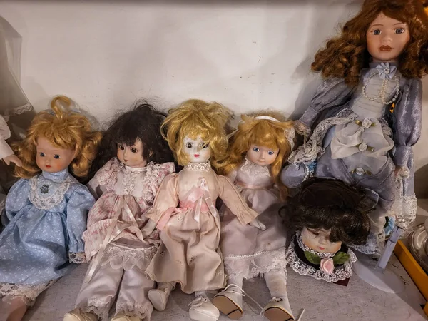 Doll Dolls Market — Stock Photo, Image