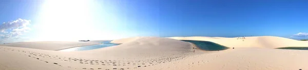 巴西马兰豪Lencois Maranhences结晶水的沙丘和泻湖 — 图库照片