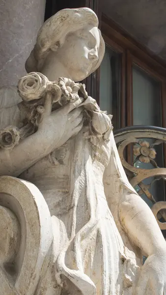 Restored Facade Old Building Center City Olot Catalonia Columns Statue — Stock Photo, Image