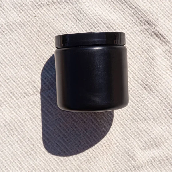 Zwarte Plastic Pot Mockup Verpakking Met Lange Schaduw Zomer Platlay Rechtenvrije Stockfoto's